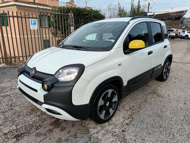 Fiat Panda 1000 HYBRID PANDINA 70 CV CARPLAY PDC ITALIA - foto 2 di 4