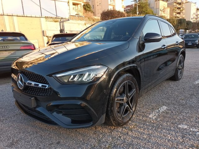 Mercedes-Benz GLA 200 D AMG PREMIUM PACK NIGHT 150CV AUTO PACK LUCI INT - foto 3 di 4