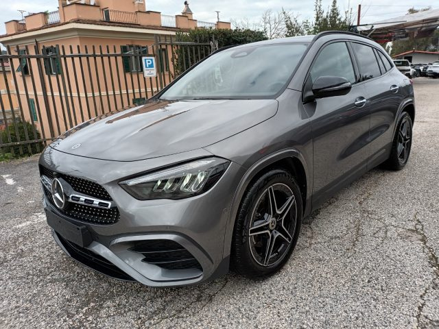 Mercedes-Benz GLA 200 D AMG PREMIUM PACK NIGHT 150CV AUTO PACK LUCI INT - foto 3 di 4