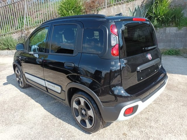 Fiat New Panda 1000 HYBRID PANDINA CROSS 65CV CARPLAY PDC ITALIA - foto 3 di 4