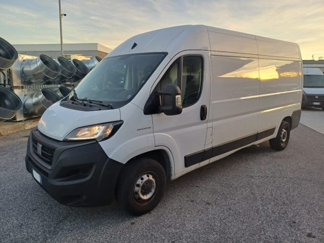 Fiat Ducato 35 2300 MJT RESTYLING 140CV LH2 CARPLAY PDC ITALIA - foto 2 di 4
