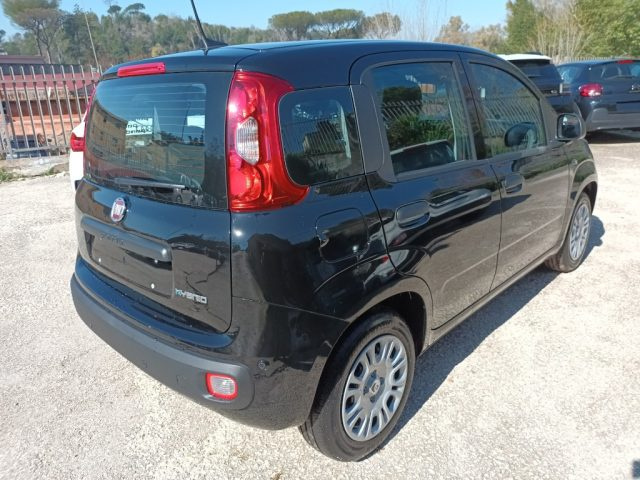 Fiat Panda 1000 HYBRID PANDINA ICON 70CV 5P PACKCITY ITALIA - foto 4 di 4
