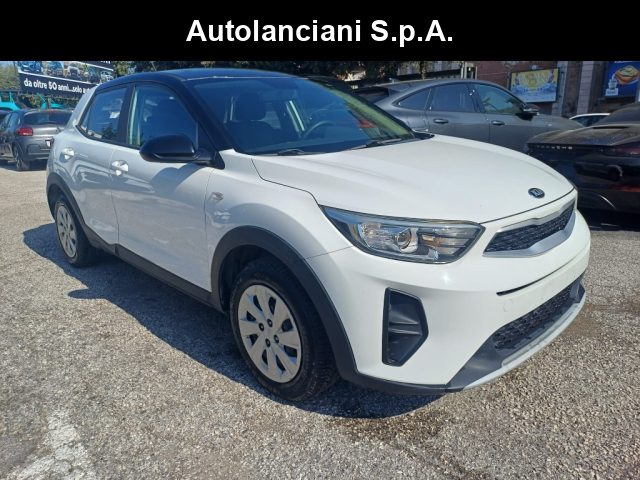 Kia Stonic 1400 MPI ECOGPL URBAN 100CV CARPLAY LED PDC ITALIA usato a ROMA