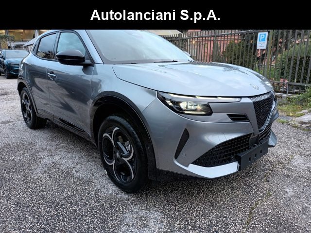Alfa Romeo Junior 1200 HYBRID TI 145CV EDCT6 PACK TECHNO MATRIX usato a ROMA