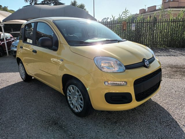 Fiat New Panda 1000 HYBRID 70 CV PDC ITALIA - foto 2 di 4
