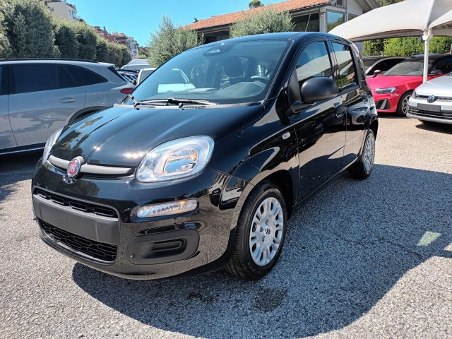 Fiat Panda 1000 HYBRID 70 CV PDC STEREO USB ITALIA - foto 2 di 4