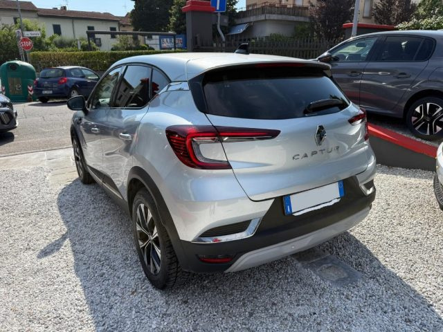 Renault Captur 1000 TCE TECHNO 100CV GPL NAV CARPLAY CAM"17 ITA - foto 4 di 4