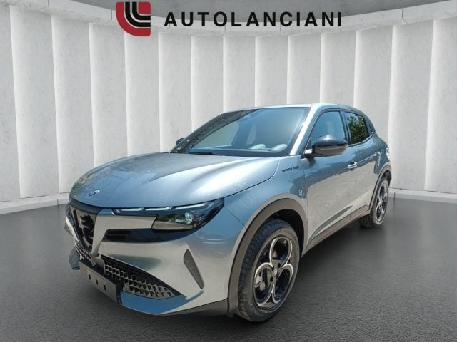 Alfa Romeo Junior 1200 HYBRID SPECIALE 145CV EDCT6 CAM F1 MATRIX, del 2026, 1 km, in vendita a Roma (RM)