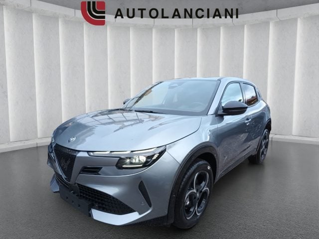Alfa Romeo Junior 1200 HYBRID TI 145CV EDCT6 PACK TECHNO MATRIX, del 2026, 1 km, in vendita a Roma (RM)