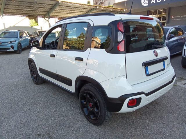 Fiat Panda 1000 HYBRID CROSS 70CV CARPLAY CLIMAUTO ITALIA - foto 3 di 4