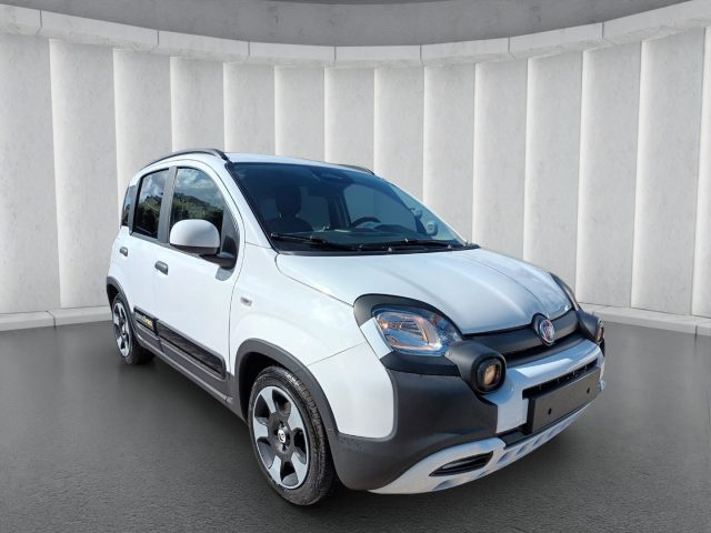 Fiat Panda 1000 HYBRID PANDINA CROSS 65CV CARPLAY PDC ITALIA - foto 3 di 4