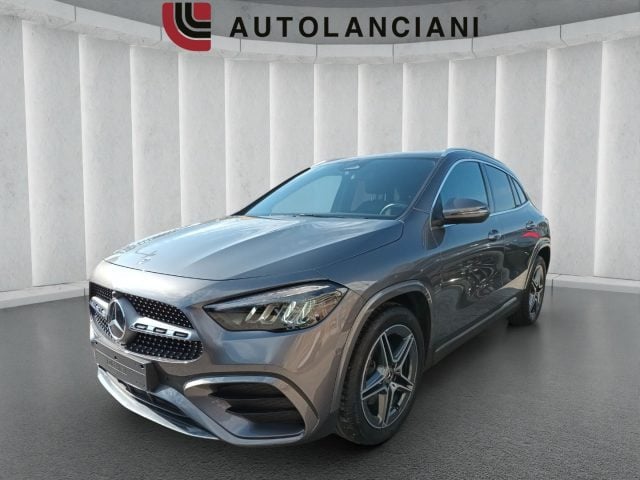 Mercedes-Benz GLA 200 D AMG PREMIUM 150CV AUTO PACK LUCI INT, del 2025, 10.000 km, in vendita a Roma (RM)