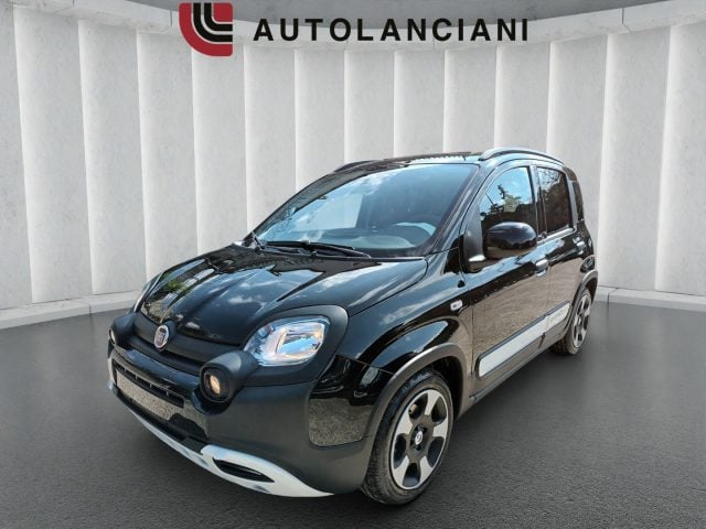Fiat Panda 1000 HYBRID PANDINA CROSS 65CV CARPLAY PDC ITALIA, del 2025, 1 km, in vendita a Roma (RM)