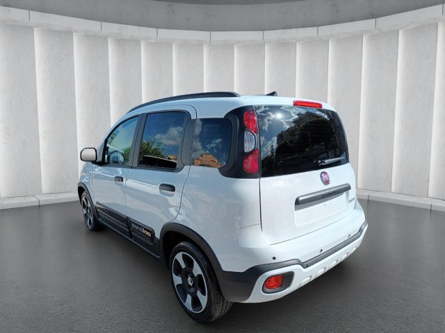 Fiat Pandina 1000 HYBRID CROSS 65CV CARPLAY PDC ITALIA - foto 4 di 4