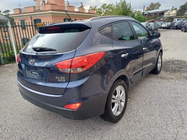 Hyundai iX35 1700 CRDI 116CV PDC"17 VETRI SCURI ITALIA - foto 4 di 4