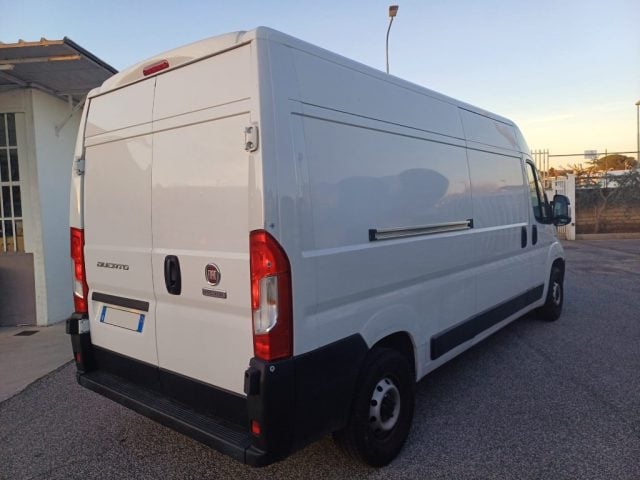 Fiat Ducato 35 2300 MJT RESTYLING 140CV LH2 CARPLAY PDC ITALIA - foto 4 di 4