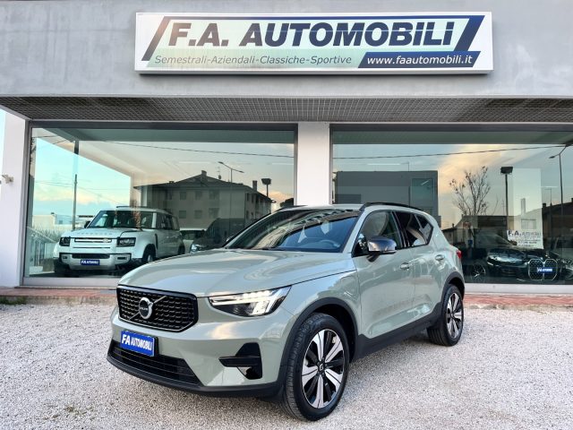 Volvo XC40 T5 Recharge Plug-in Hybrid automatico Plus Dark usato a ABANO TERME