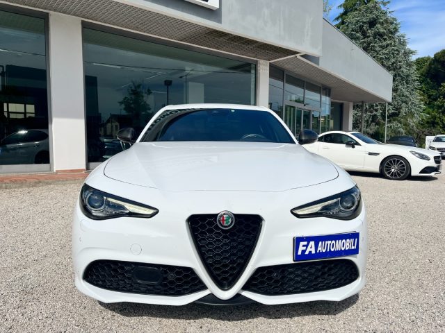 Alfa Romeo Giulia 2.2 Q4 Estrema 210 CV AT8 AWD - foto 3 di 4