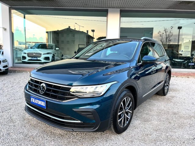 Volkswagen Tiguan 2.0 TDI SCR Life - foto 2 di 4