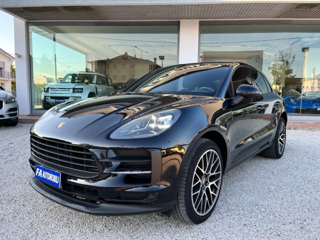 Porsche Macan 2.0 PDK *CERCHI 21" *PDLS PLUS *VETRI PRIVACY - foto 2 di 4
