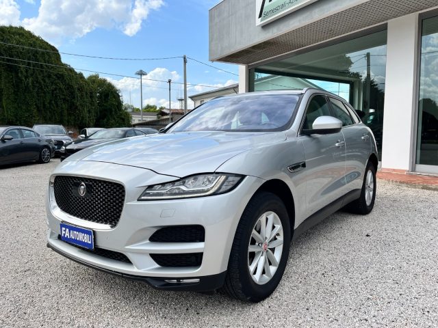 Jaguar F-Pace 3.0 D V6 300 CV AWD aut. Portfolio - foto 2 di 25