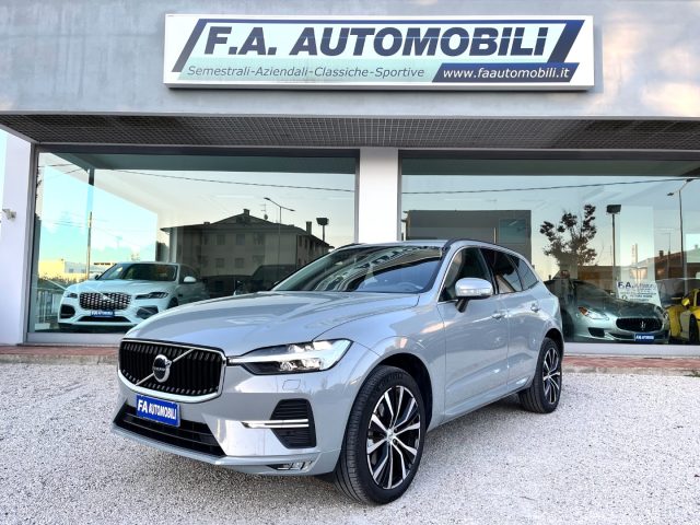 Volvo XC60 B4 (d) Automatico Core *CERCHI 20" *KEYLESS usato a ABANO TERME