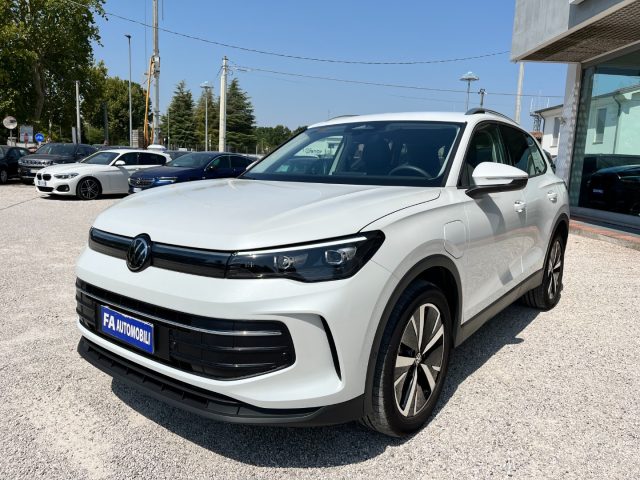Volkswagen Tiguan 1.5 TSI eHybrid DSG Edition Plus PHEV *7.500KM* - foto 2 di 4