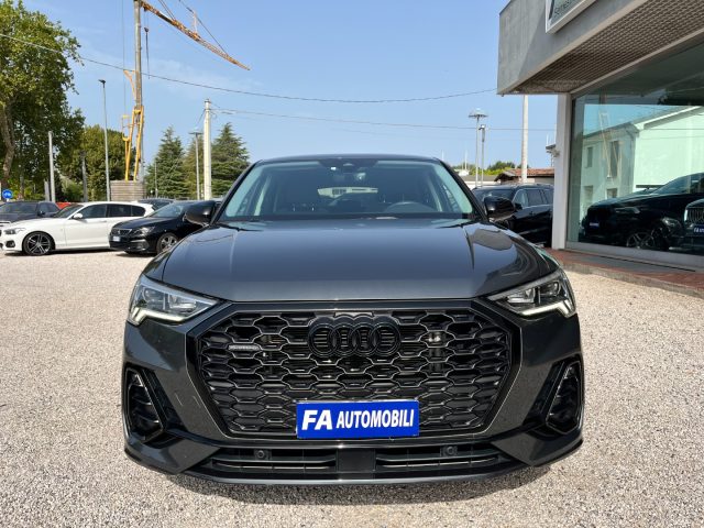 Audi Q3 SPB 40 TFSI quattro S tronic S line edition - foto 3 di 4