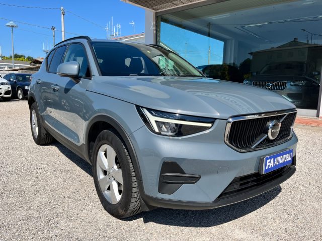 Volvo XC40 T2 automatico Essential - foto 4 di 4