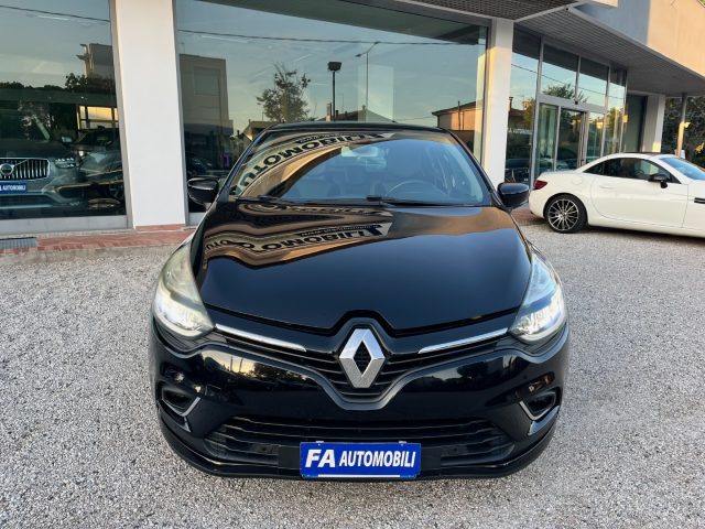 Renault Clio 1.5 dCi 8V 75 CV Start&Stop 5 porte Energy Intens - foto 3 di 4