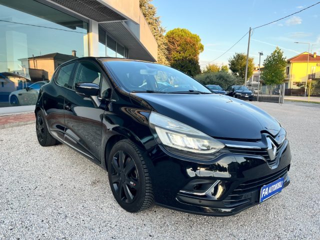 Renault Clio 1.5 dCi 8V 75 CV Start&Stop 5 porte Energy Intens - foto 4 di 4