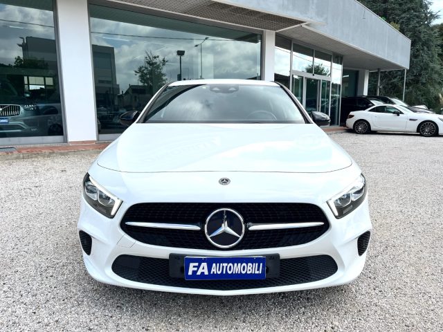 Mercedes-Benz A 200 d Automatic Sport - foto 3 di 4