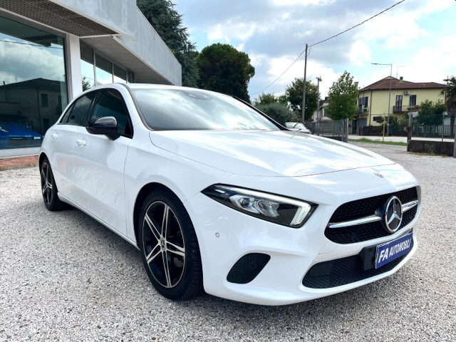 Mercedes-Benz A 200 d Automatic Sport - foto 4 di 4