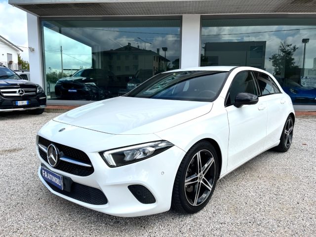 Mercedes-Benz A 200 d Automatic Sport - foto 2 di 4