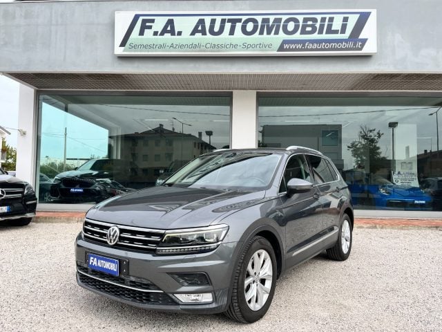 Volkswagen Tiguan 2.0 TDI SCR DSG Executive BlueMotion Technology, del 2017, 128.100 km, in vendita a Abano Terme (PD)
