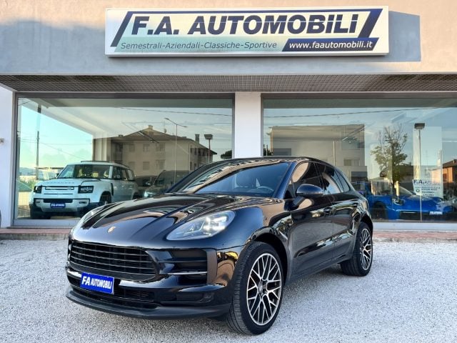 Porsche Macan 2.0 PDK *CERCHI 21" *PDLS PLUS *VETRI PRIVACY, del 2019, 98.350 km, in vendita a Abano Terme (PD)