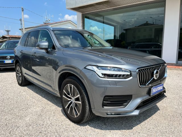 Volvo XC90 B5 (d) AWD Geartronic 7 posti Momentum Pro MHEV - foto 4 di 4