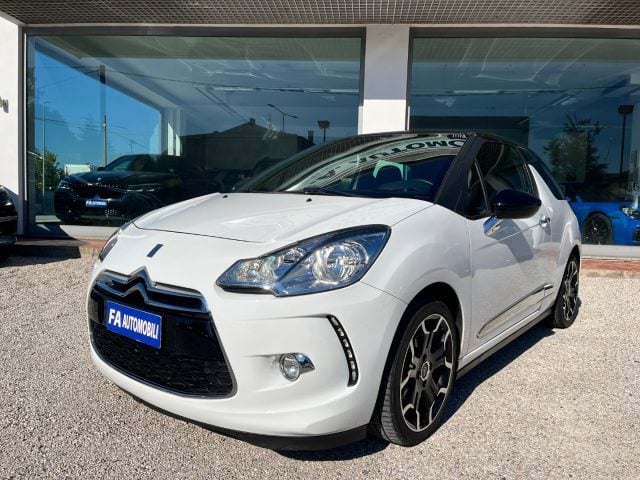 DS Automobiles DS 3 1.6 e-HDi 90 airdream So Chic - foto 2 di 4