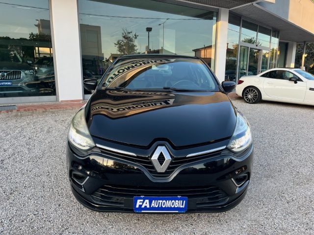 Renault Clio 1.5 dCi 8V 75 CV Start&Stop 5 porte Energy Intens - foto 3 di 4