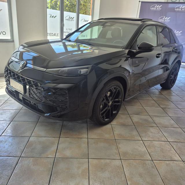 Volkswagen T-Roc 1.5 eTSI ACT 150 CV DSG R-Line *TETTO APRIBILE usato a DOMODOSSOLA