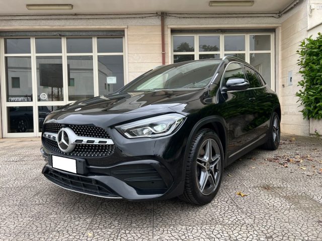 Mercedes-Benz GLA 200 d Automatic Premium usato a ALBEROBELLO