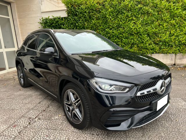 Mercedes-Benz GLA 200 d Automatic Premium - foto 3 di 4