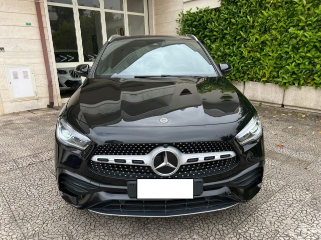 Mercedes-Benz GLA 200 d Automatic Premium - foto 4 di 4