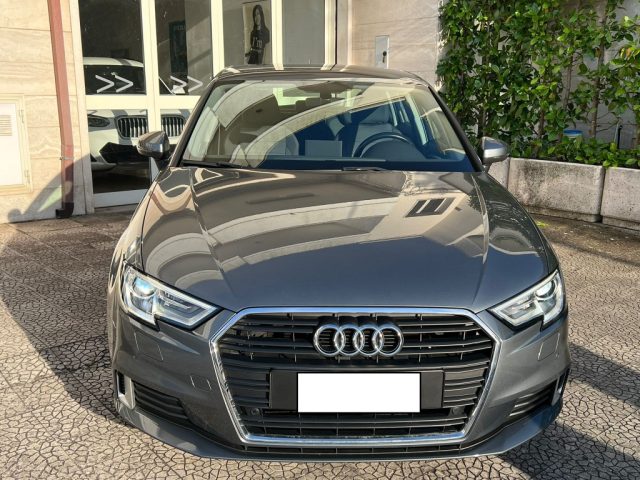 Audi A3 SPB 1.6 TDI 116 CV Sport - foto 3 di 4