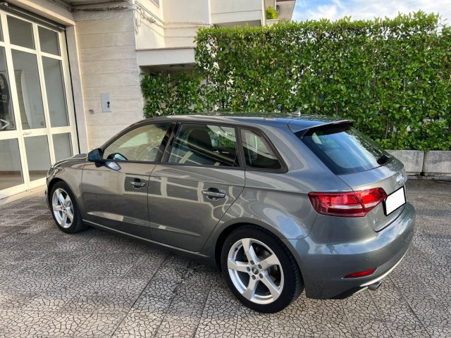 Audi A3 SPB 1.6 TDI 116 CV Sport - foto 4 di 4
