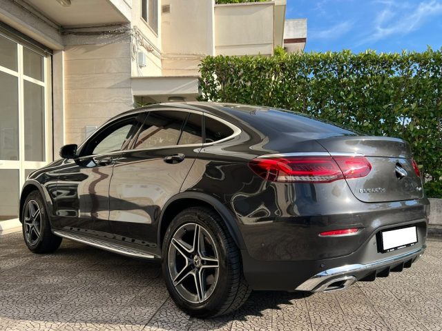 Mercedes-Benz GLC 220 Coup� 4Matic Premium AMG - foto 4 di 4