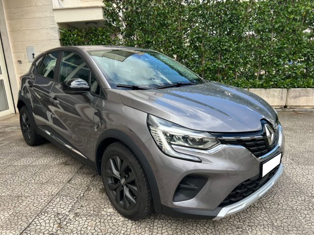 Renault Captur 1.5 Blue dCi 115 CV EDC - foto 2 di 4