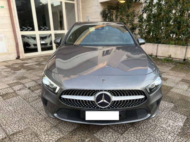 Mercedes-Benz A 180 d Automatic - foto 4 di 4