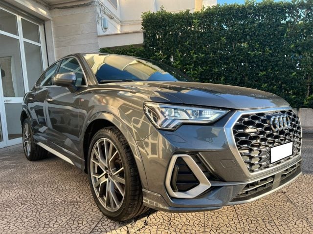 Audi Q3 SPB 2.0 TDI quattro S tronic S line edition, del 2020, 117.598 km, in vendita a Alberobello (BA)