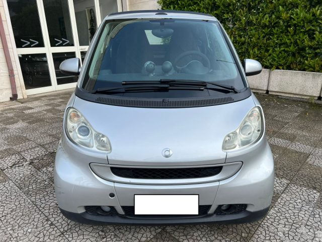 smart forTwo 1000 52 kW cabrio - foto 4 di 4